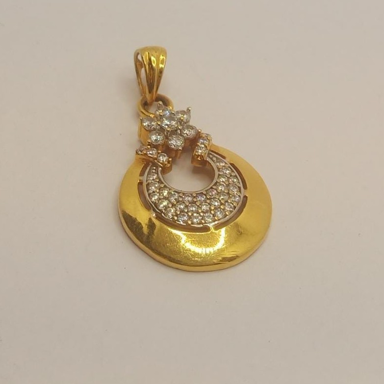 22k gold diamond pendant