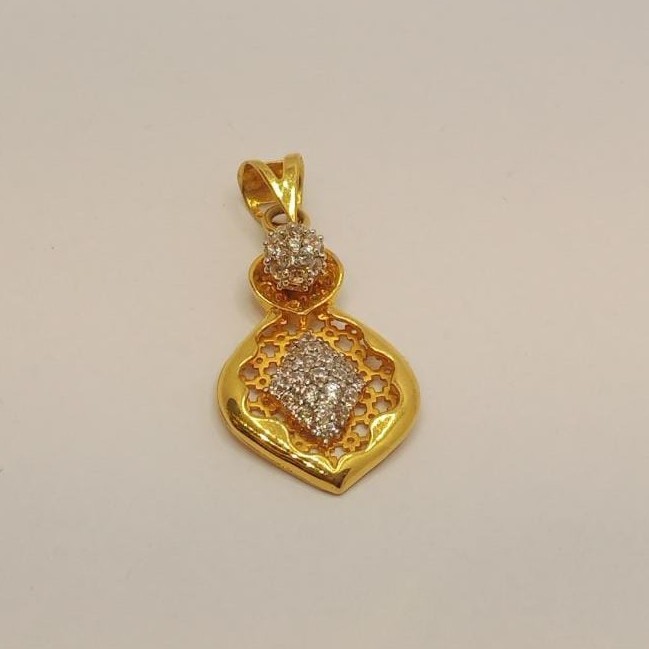 22k gold pendant