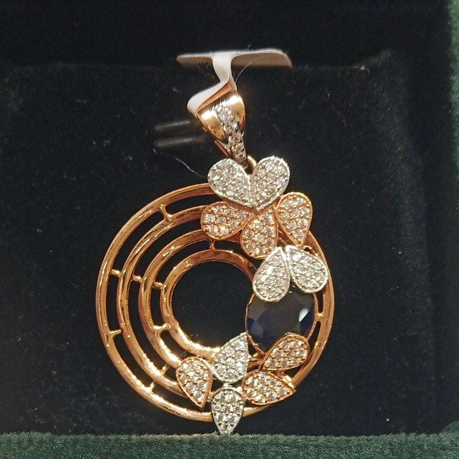 18k gold delite pendant