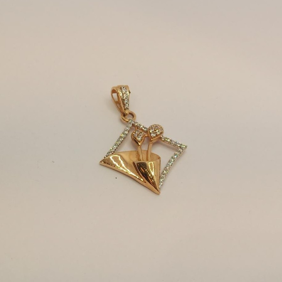 18K Gold Daily Wear Pendant