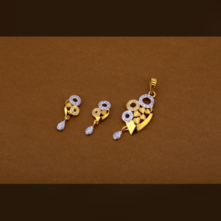 22ct 916hm pendant set light weight