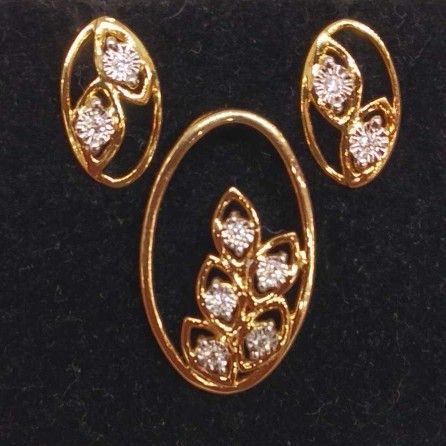REAL DIAMOND DESIGNED PENDANT SET