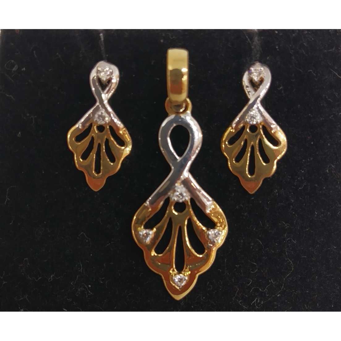 Real diamond designed pendant set