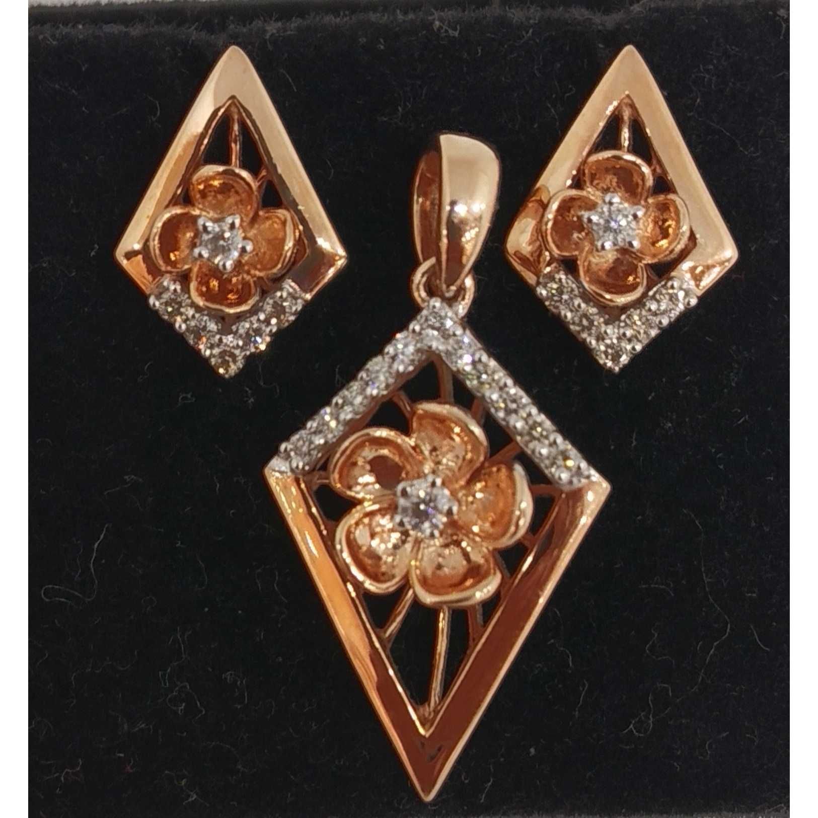 REAL DIAMOND ROSE GOLD DESIGNED PENDANT SET