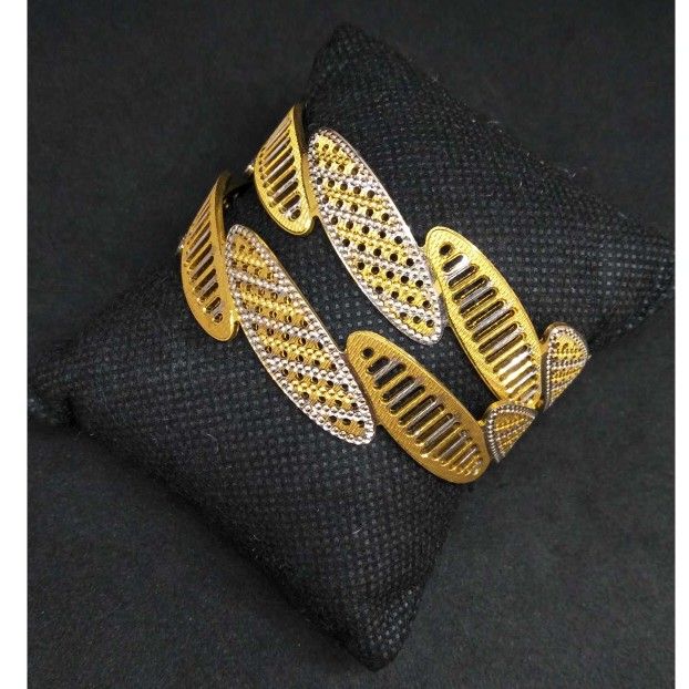 1 gram calcatti patala (bangle)