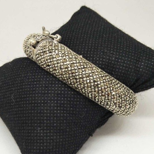 925 Sterling Silver Oxides Designed Ladies Bracelet