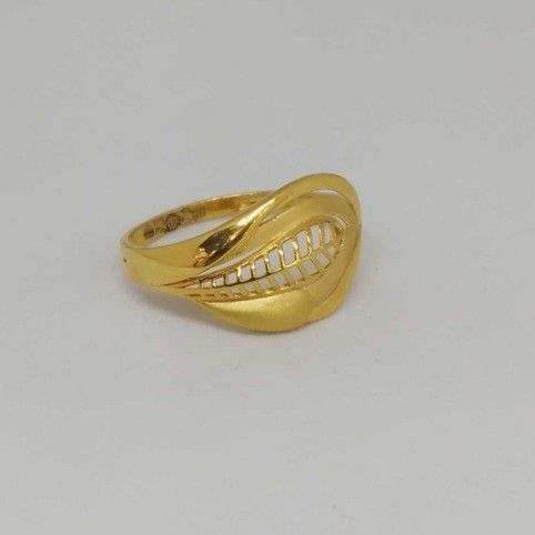 22 Kt Gold Ladies Branded Ring