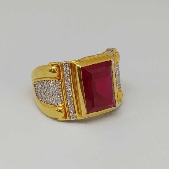 22 kt gold gents branded ring
