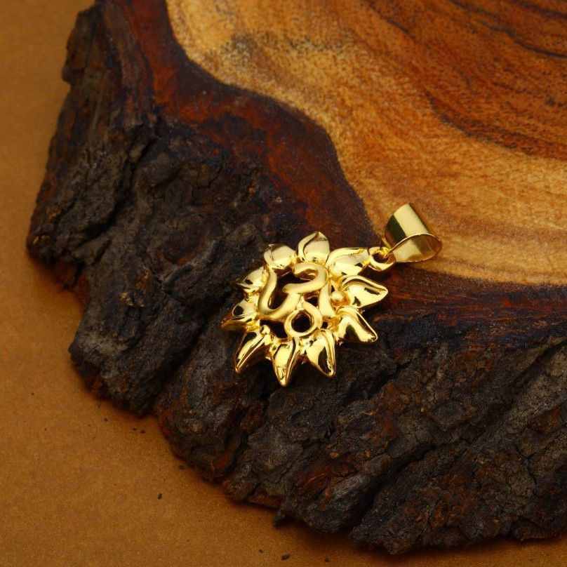 Om Surya With Pendant