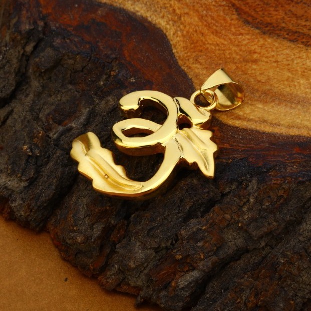 Om fancy pendant