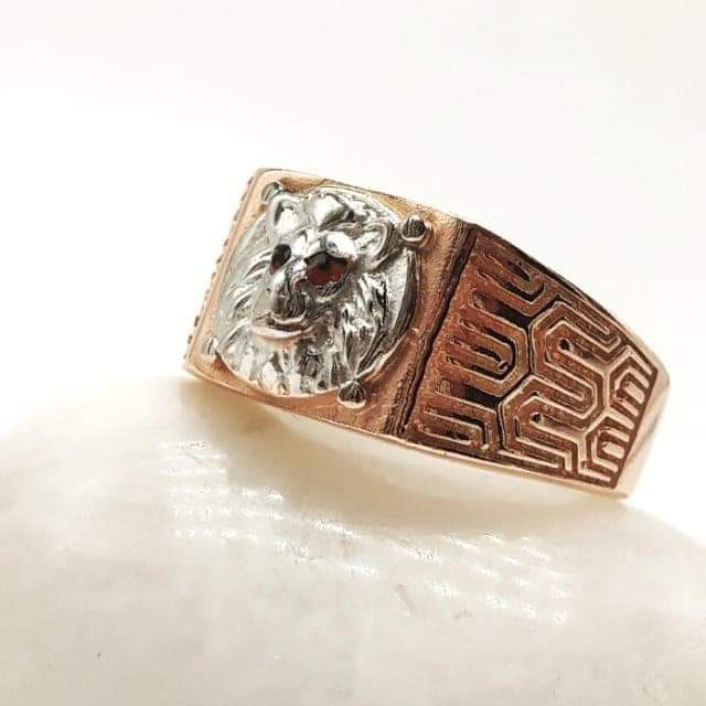 lion ring