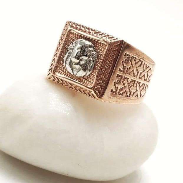 fancy ring