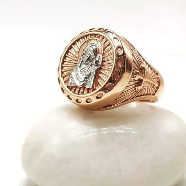 fancy ring