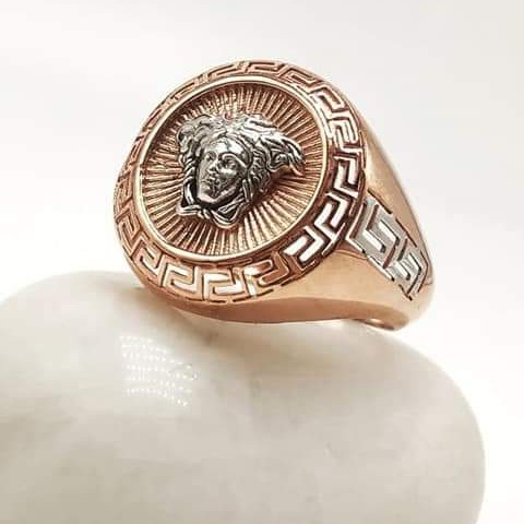 Fancy ring
