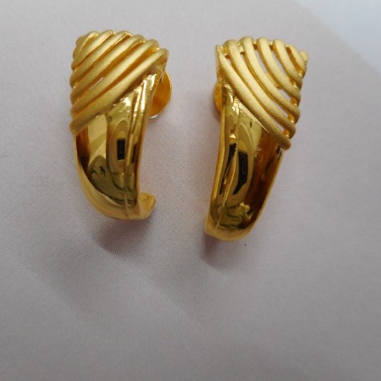 22 kt gold casting ring