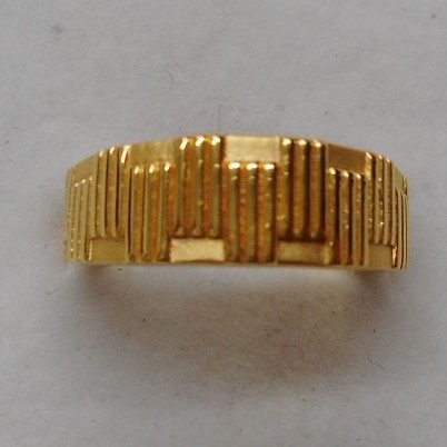 22 kt gold casting band