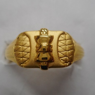 22 kt gold casting fancy gents ring