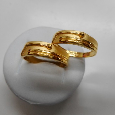 22 kt gold casting fancy couple rings