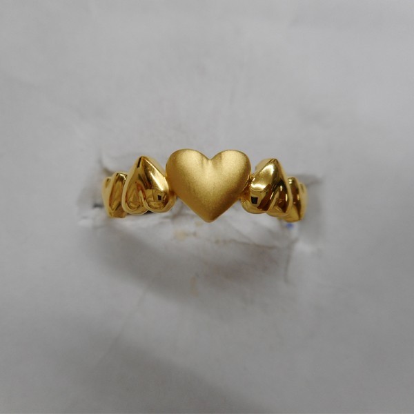 22 kt gold casting fancy ladis ring
