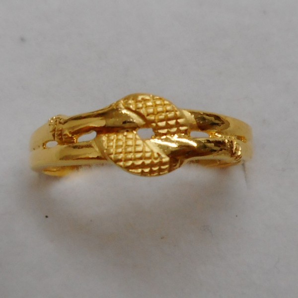22 kt gold casting fancy ladis ring