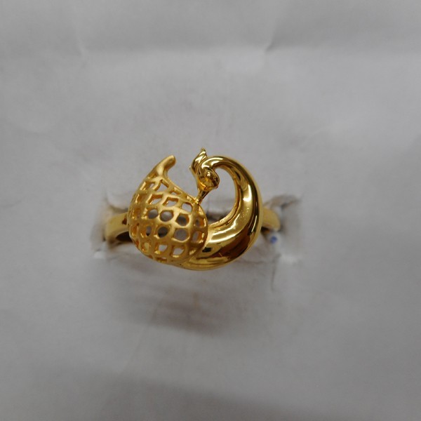 22 kt gold casting ladis ring