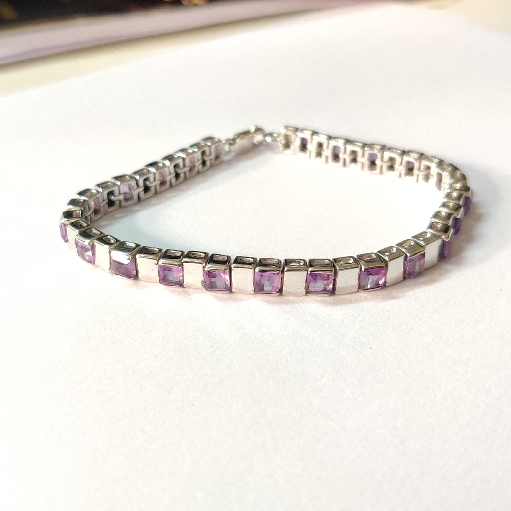 925 sterling silver ladies bracelet with high quality stone studded