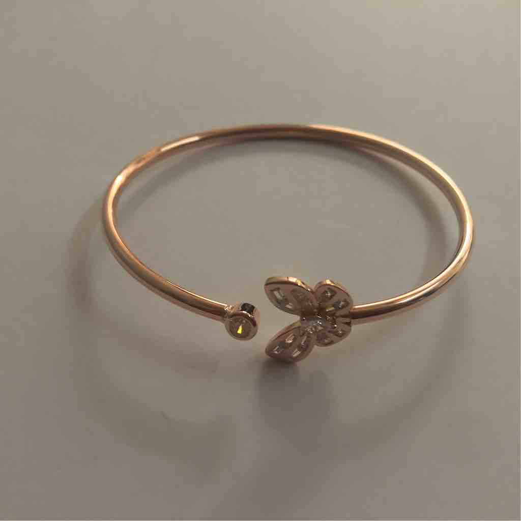 Butterfly shaped sterling silver kada