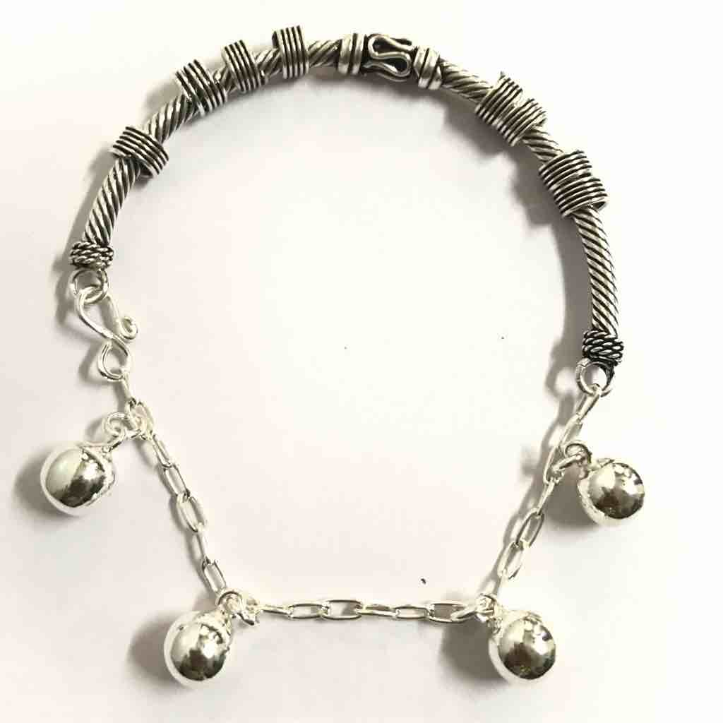 oxo.Half Charms kada