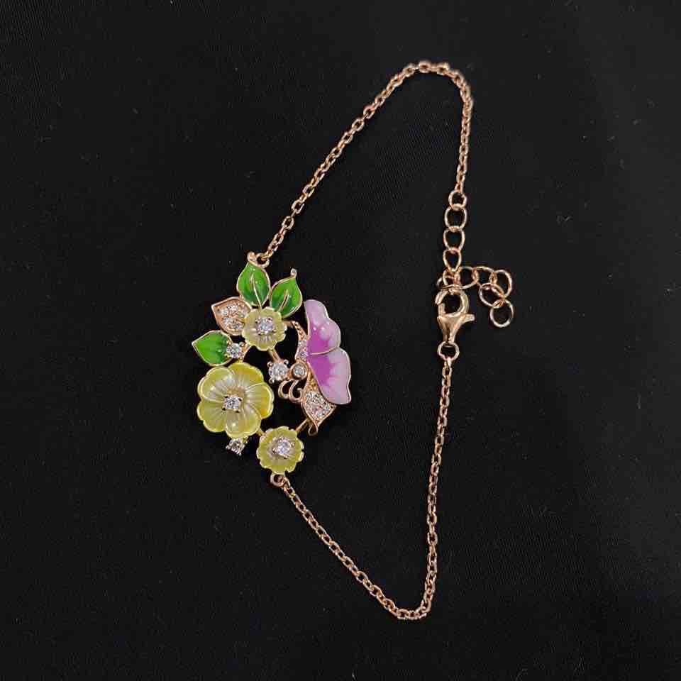 mop flower bracelet