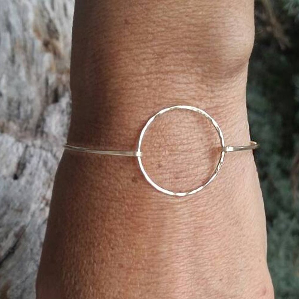 14 kt hallmark white gold hammered hinge bangle bracelet
