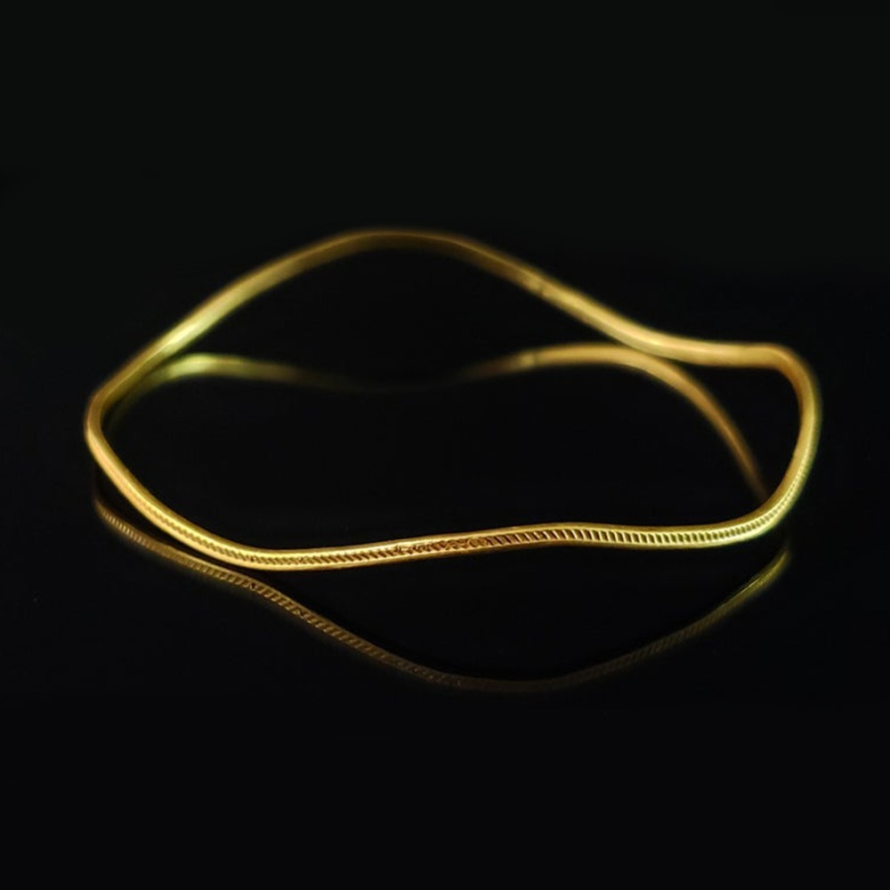 22 kt yellow gold wave thin twisted women's bracelet bangle 12 grams