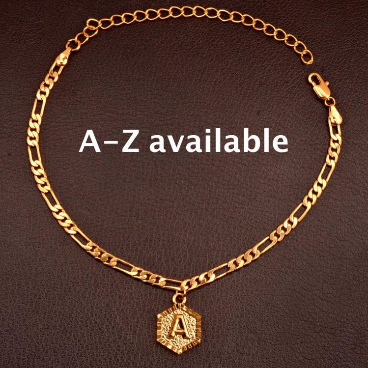 18 kt yellow gold alphabet letters initial bracelet bangle chain