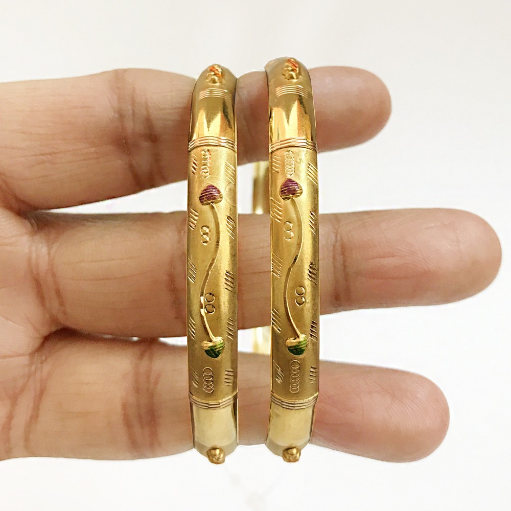 18 kt yellow gold handmade slip-on bracelet bangles 18 gms (2 pieces)