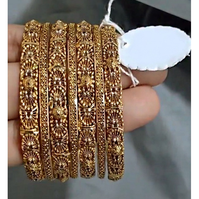 22 kt yellow gold 7 pcs slip-on antique women's bracelet bangles