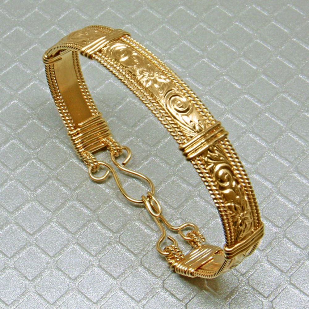 18 Kt Yellow Gold Handmade Wire Wrap Women's Bangle Bracelet