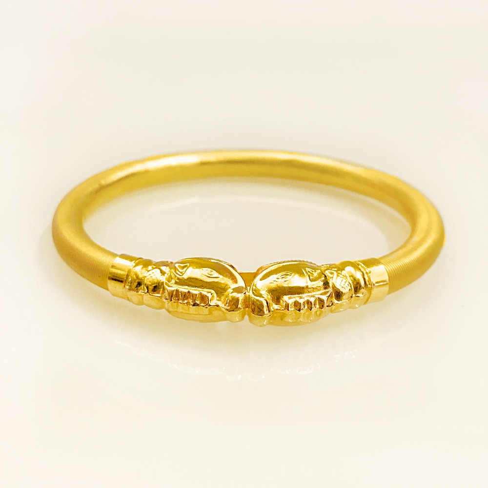 18 kt yellow gold handmade elephant face slip bracelet bangle