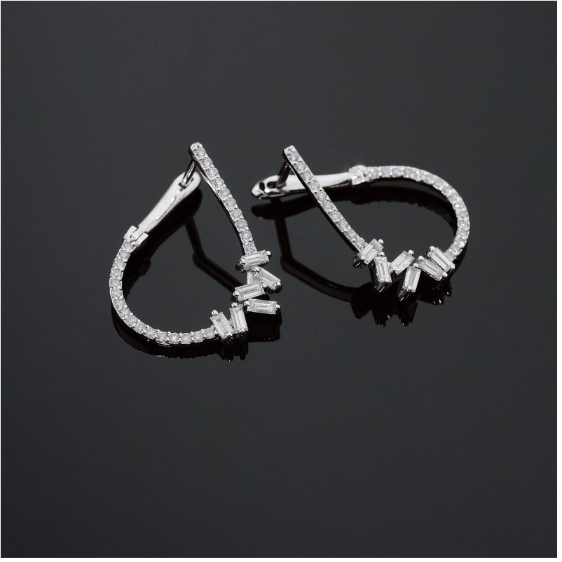 1.90 Ct Genuine Diamonds Hoop Women'S Earrings, 18Kt White Gold