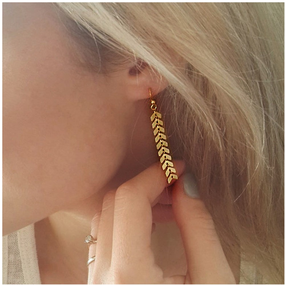 18 Kt Hallmark Real Solid Yellow Gold Bridesmaid Chevron Dangle Drop Earrings