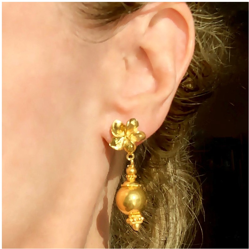 22 Kt Solid Yellow Gold Beads Filigree Wire Wrapped Floral Dangle Drop Earrings