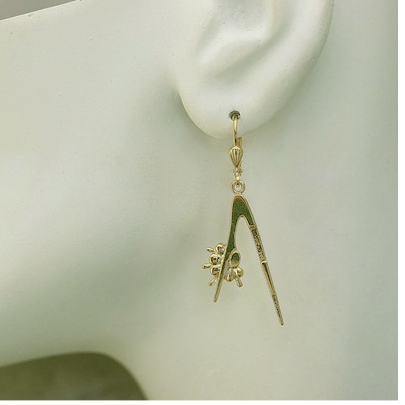 22 Kt Hallmark Real Solid Yellow Gold Acrobate Diver Dancer Dangle Long Drop Ear