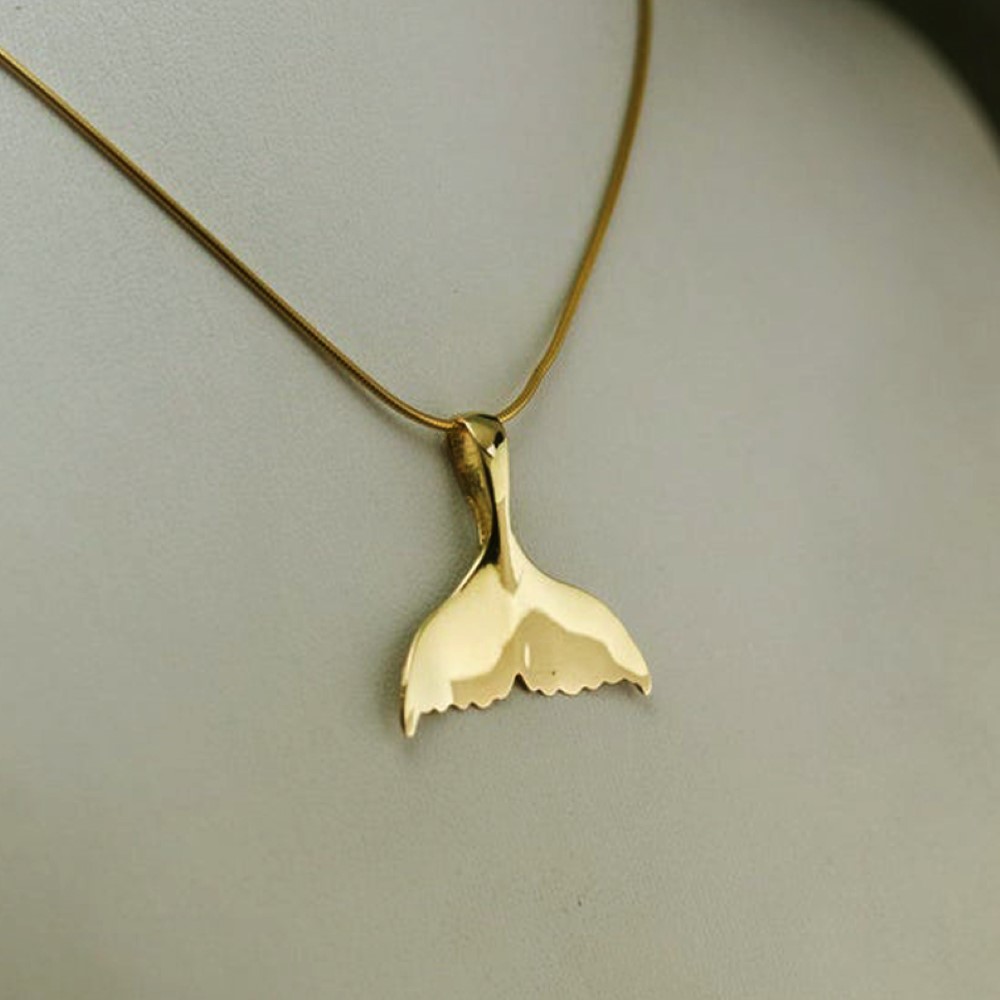 18 Kt Real Solid Yellow Gold Whale's Tail Nautical Charm Chain Necklace Pendant