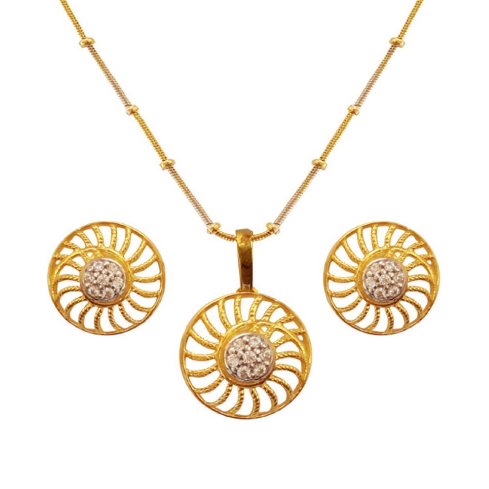 18 Kt Real Solid Yellow Gold Wedding Women's Necklace Set Earrings & Pendant CZ