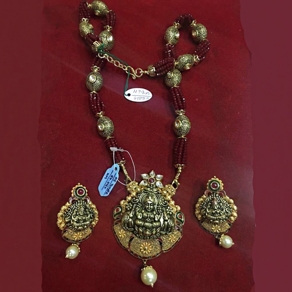 18 K Solid Yellow Gold Antique Necklace Earrings Temple Jewelry Set 50.040 Grams