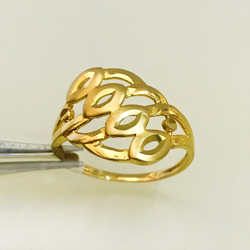 Fine Jewelry 18 Kt Hallmark  Solid Yellow Gold Women'S Ring Size 5-9