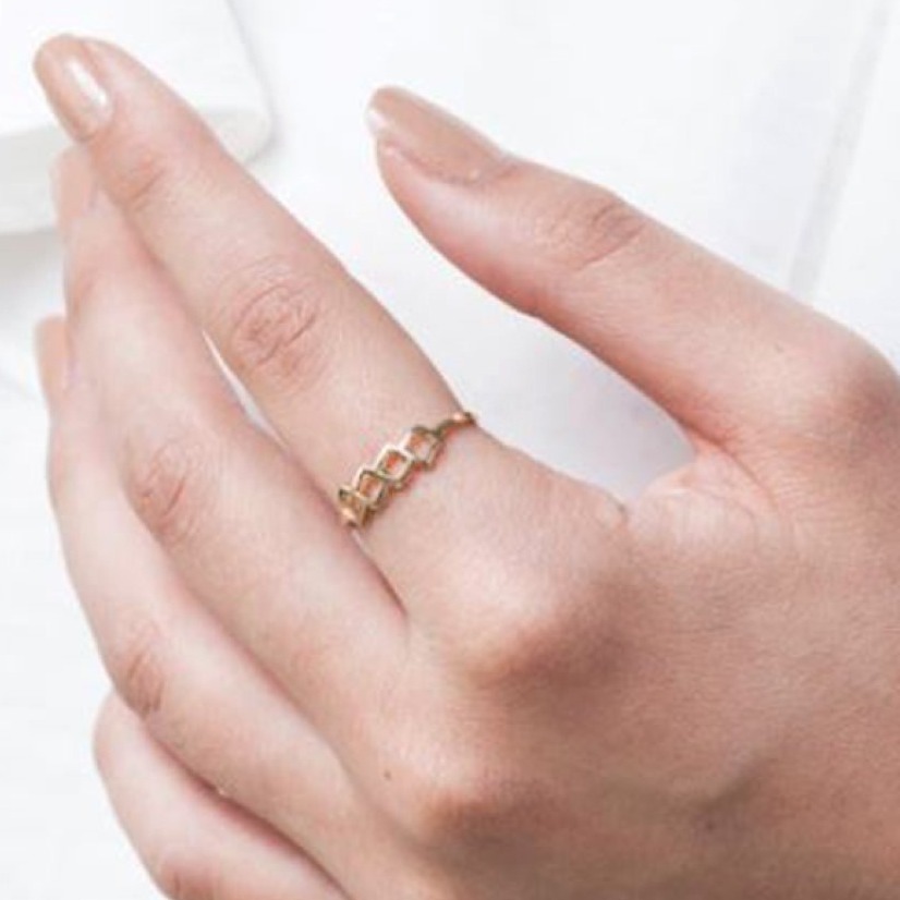 22 Kt Hallmark  Solid Yellow Gold Geometric Dainty Women Ring Size 5-9