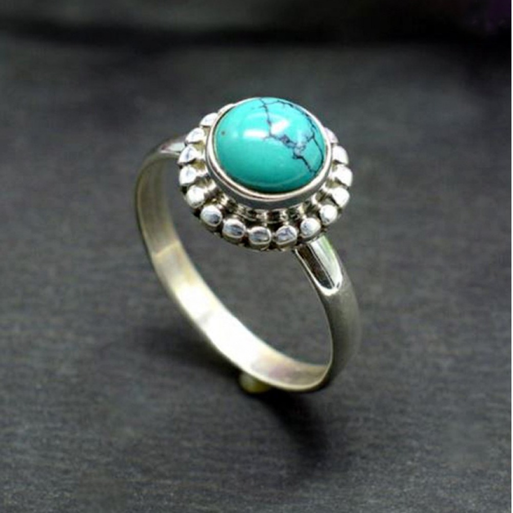14 Kt Hallmark   White Gold Turquoise Gemstone Women'S Ring Size 6-8