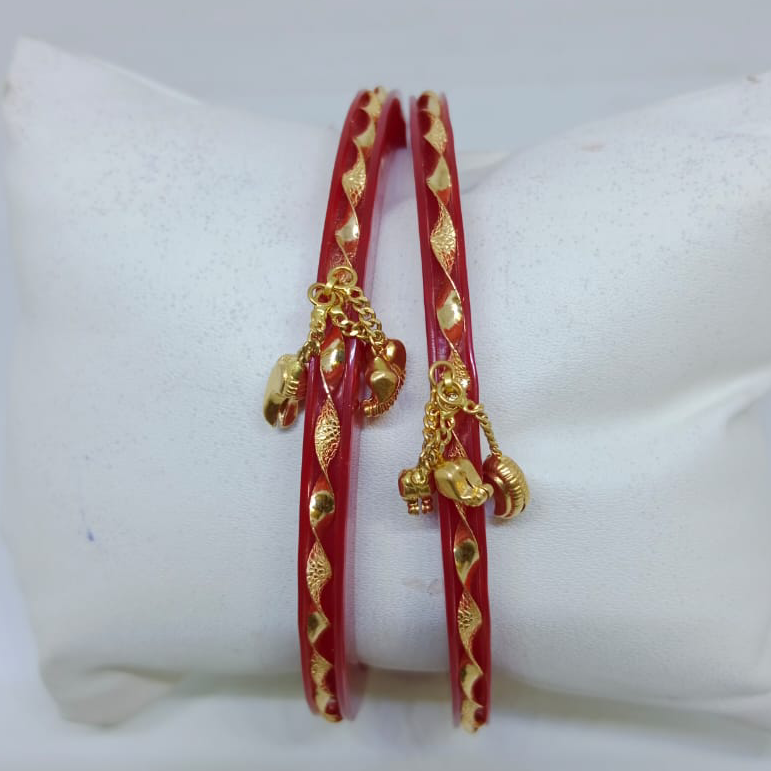 fancy vadiya gold plastic chudi