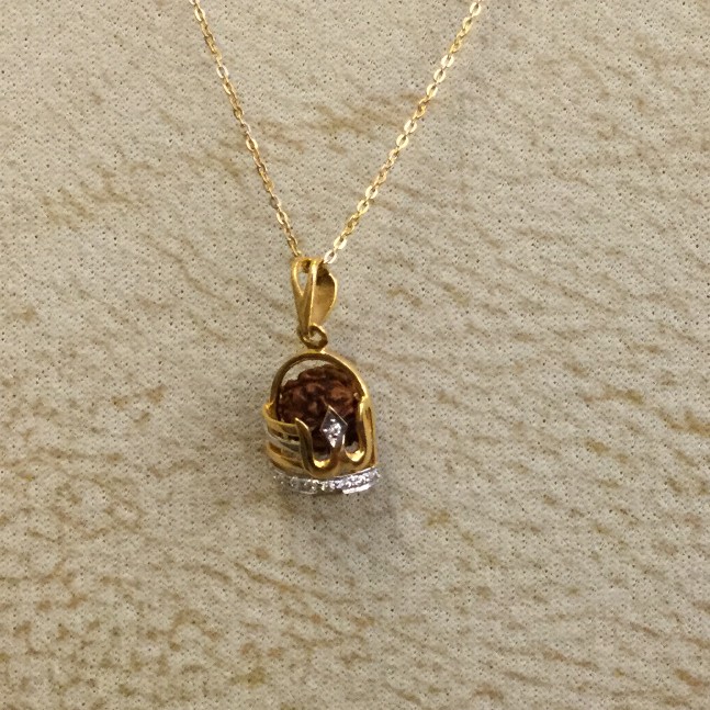22K Gold Designer Pendant Chain