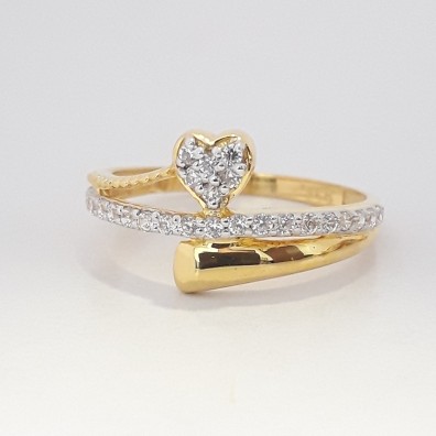 916 cz gold exclusive ring for ladies