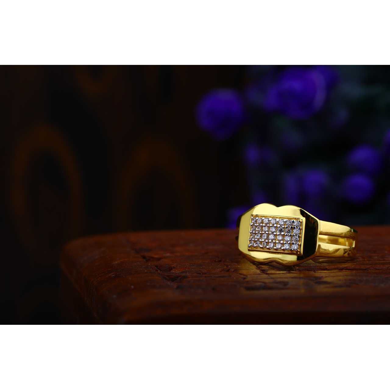 22ct Unique Gents Ring